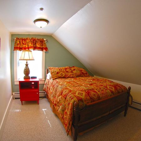 Hyde Away Inn Waitsfield Zimmer foto