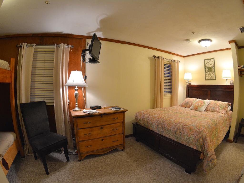 Hyde Away Inn Waitsfield Zimmer foto