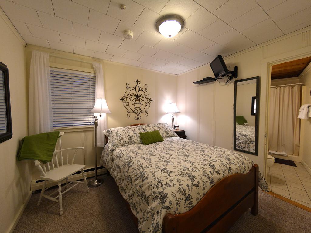 Hyde Away Inn Waitsfield Zimmer foto